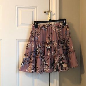 🌸✨Purple flower skirt size small